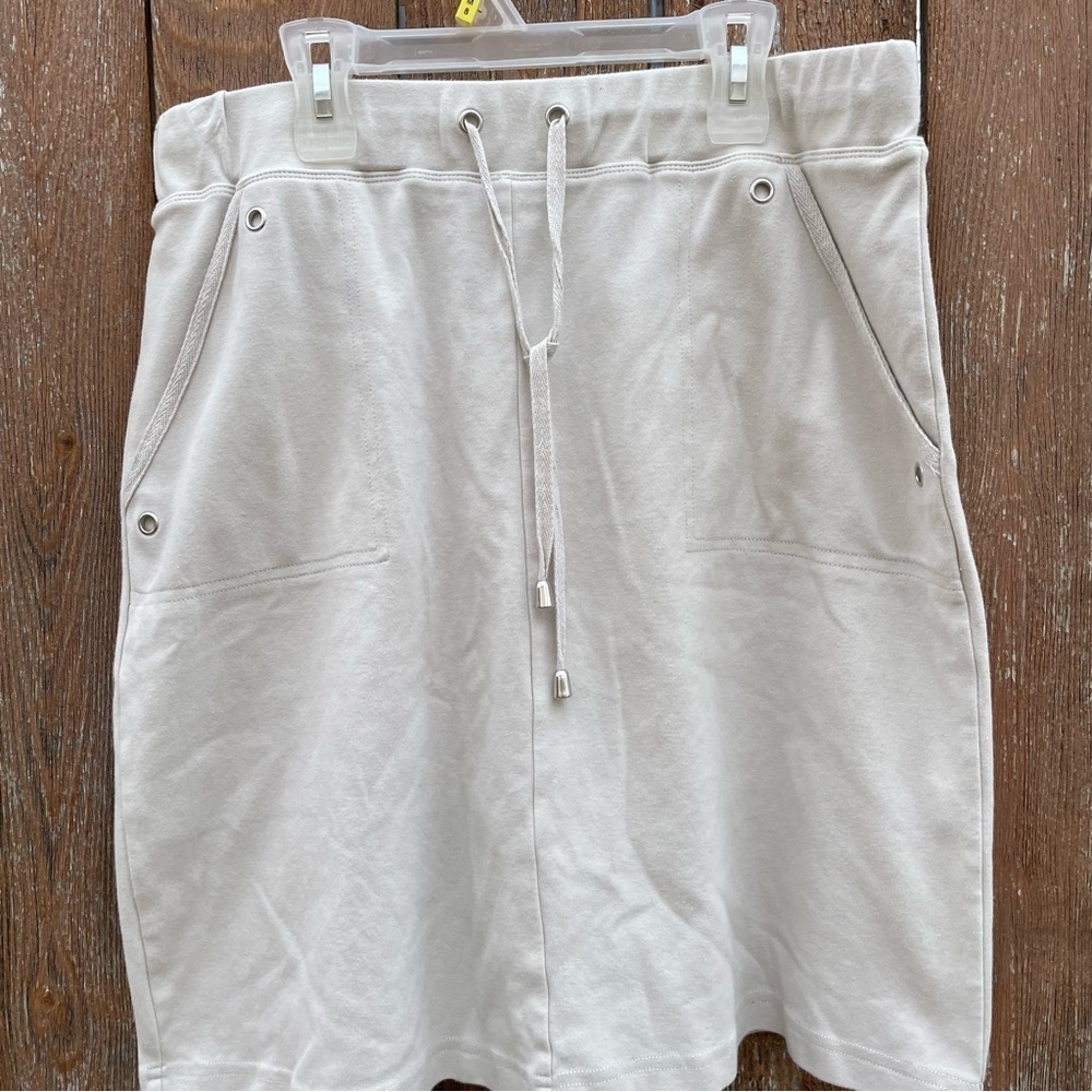 APPLESEEDS Women’s Cream Athletic Cotton Skirt Inner Short Size Medium